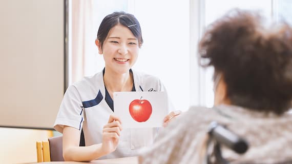 言語聴覚療法